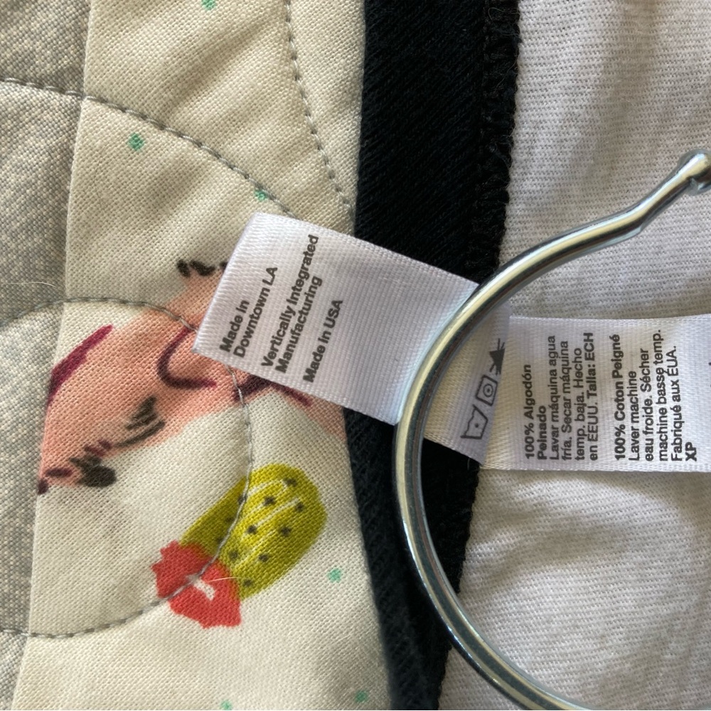 AA cardigan - Picture 3 of 5